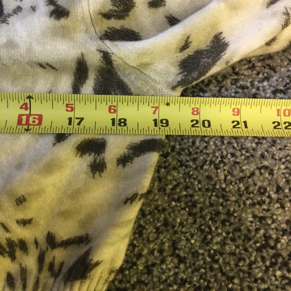 L Dress Barn leopard sweater - Picture 8 of 13